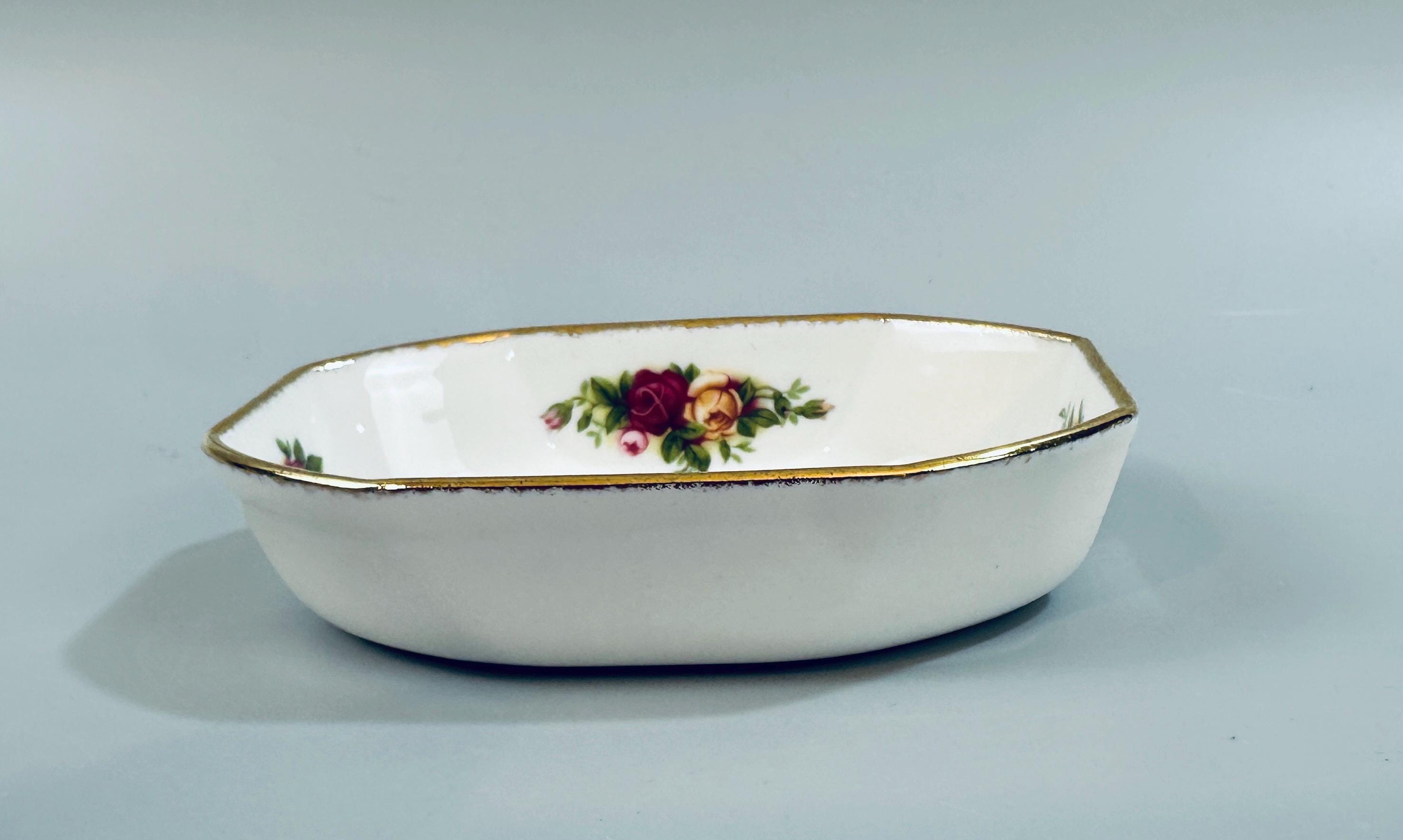 Royal Albert Old Country Roses Soap Dish Trinket Dish