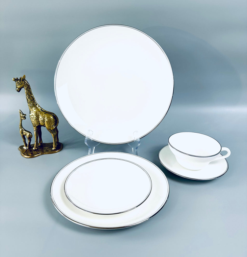 Wedgwood Doric Platinum Place Setting
