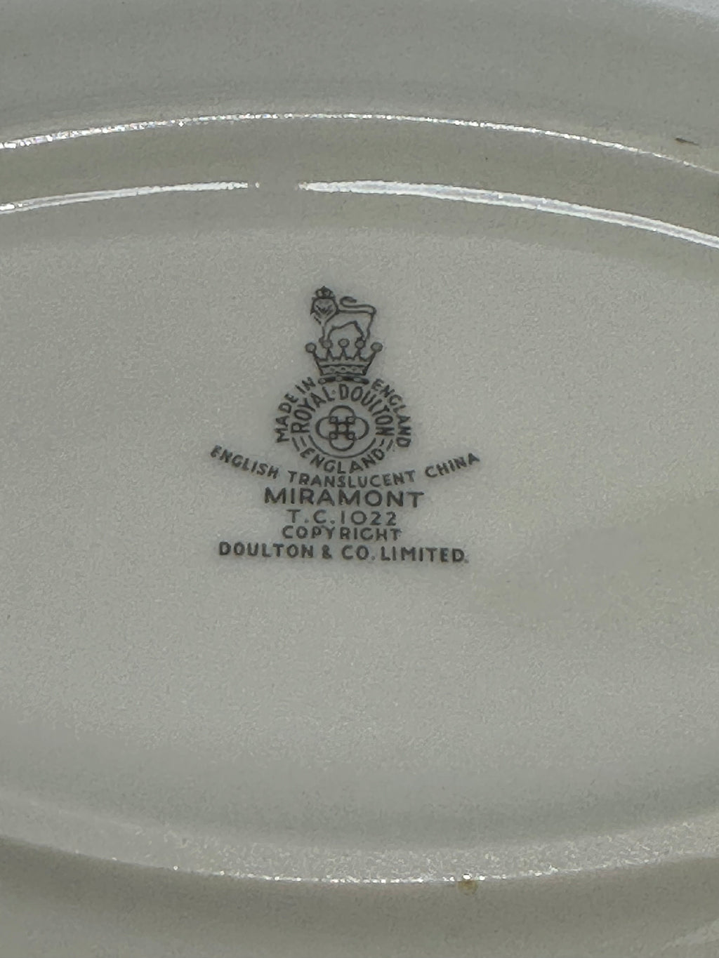 Royal Doulton Miramont Casserole With Lid