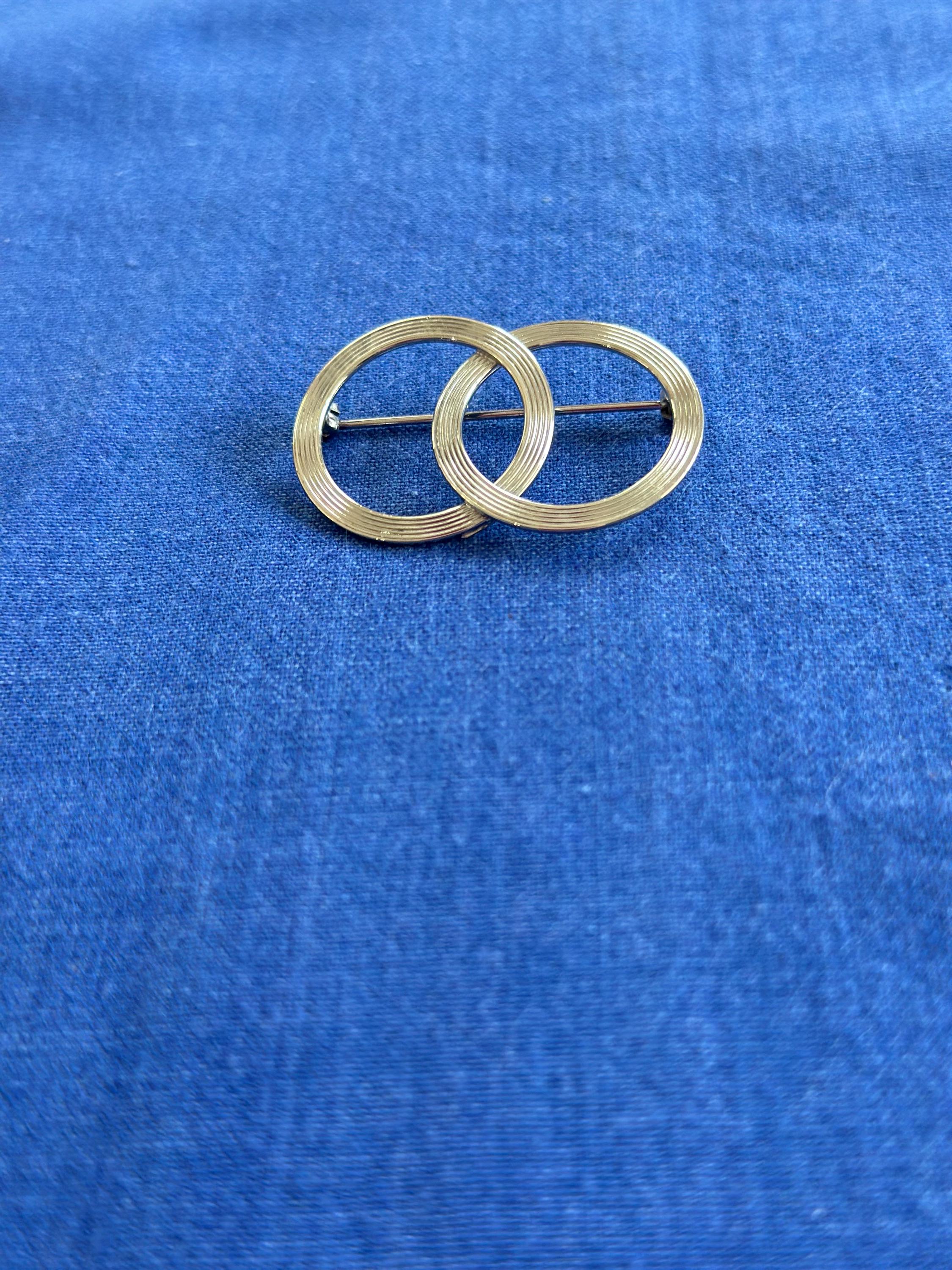 Vintage Beau Sterling Silver Brooch