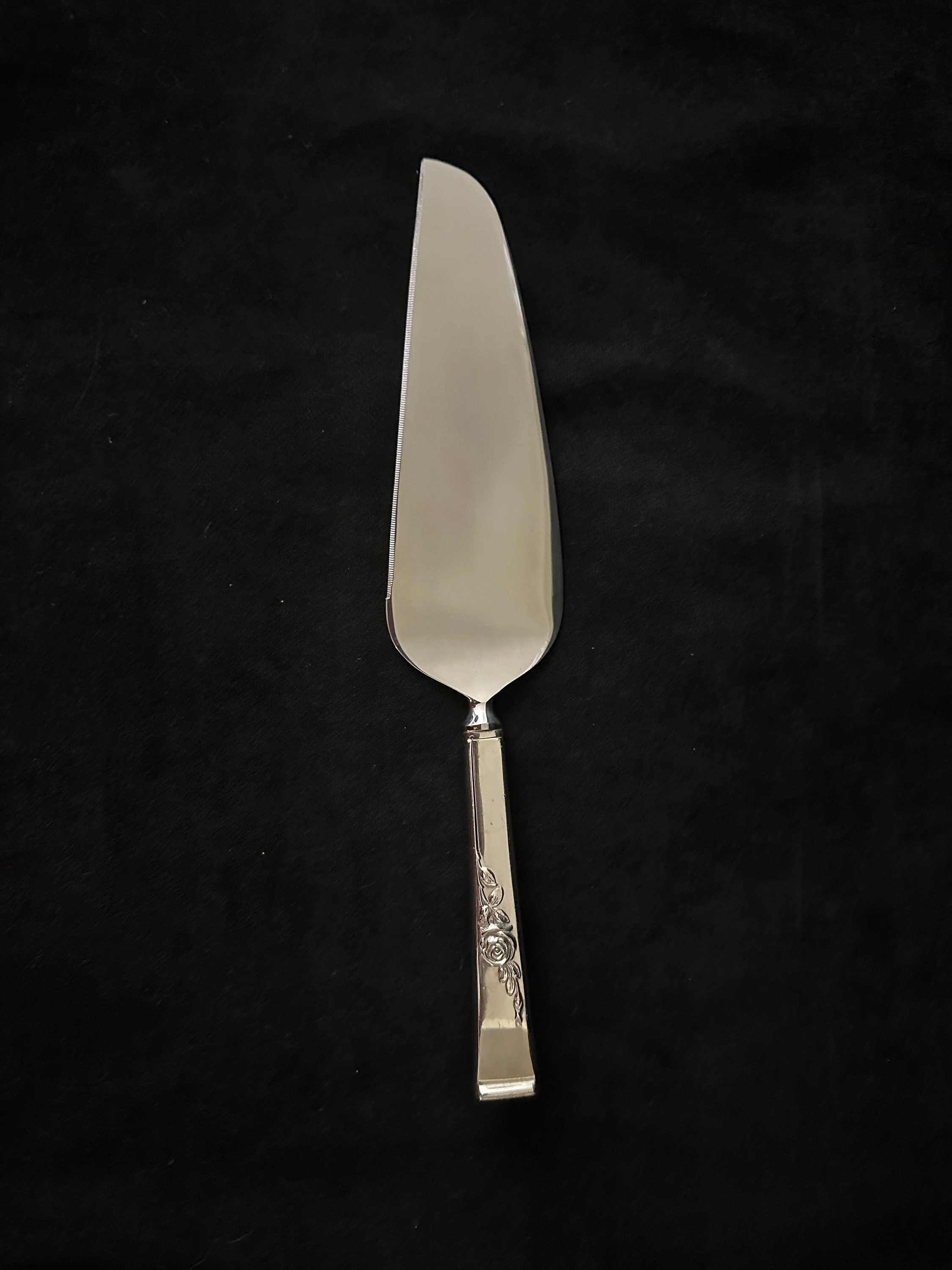 Reed and Barton Classic Rose Cake/Pie Server