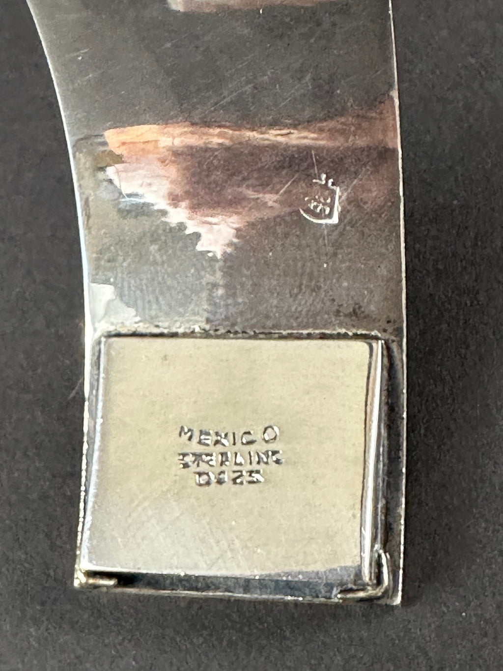 Sterling Silver and Enamel Link Bracelet.