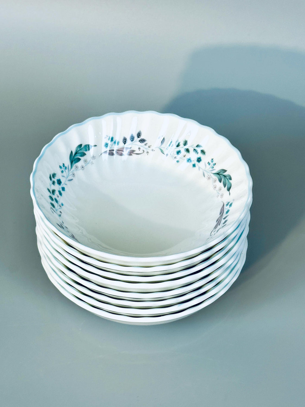 8 Royal Doulton Glen Auldyn Fruit Bowls