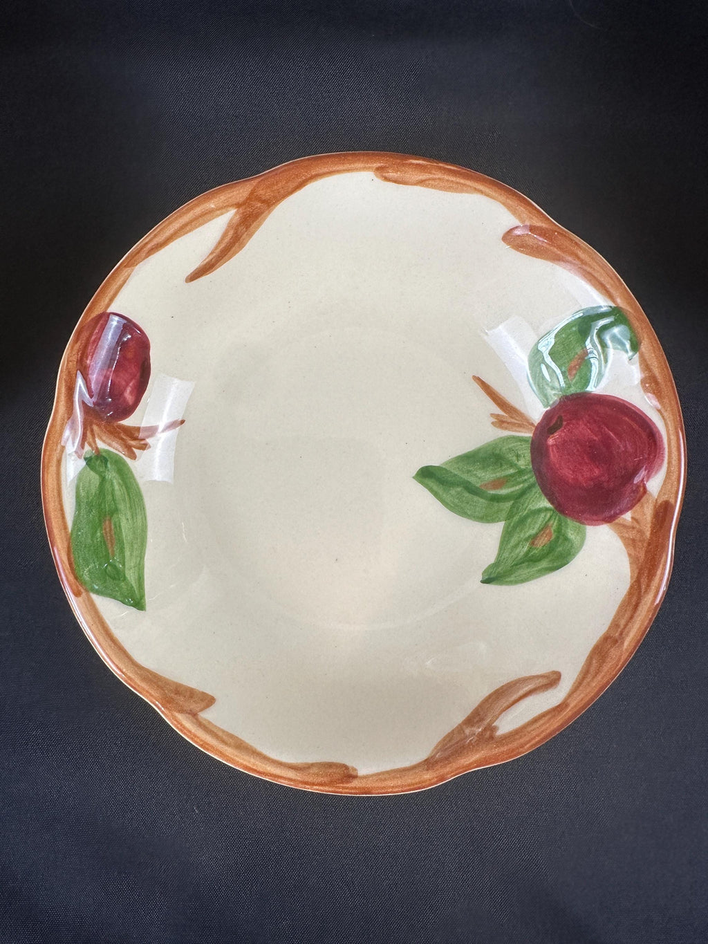 7 Franciscan Apple Fruit Dessert Bowls