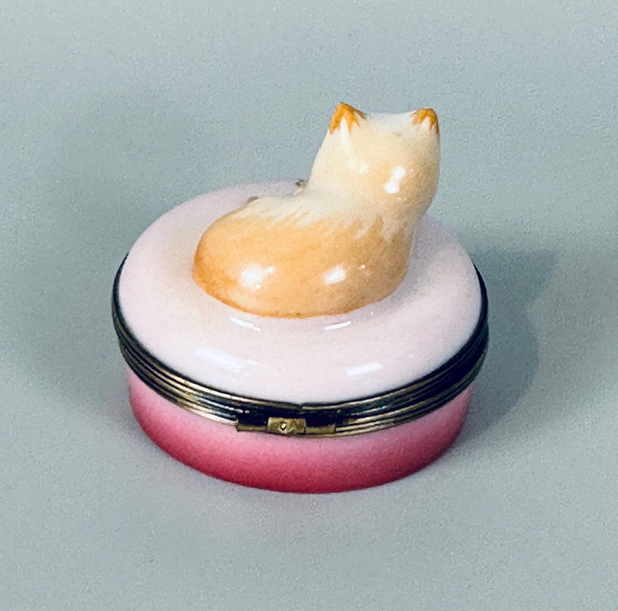 Limoges Trinket Box Cat with Yarn