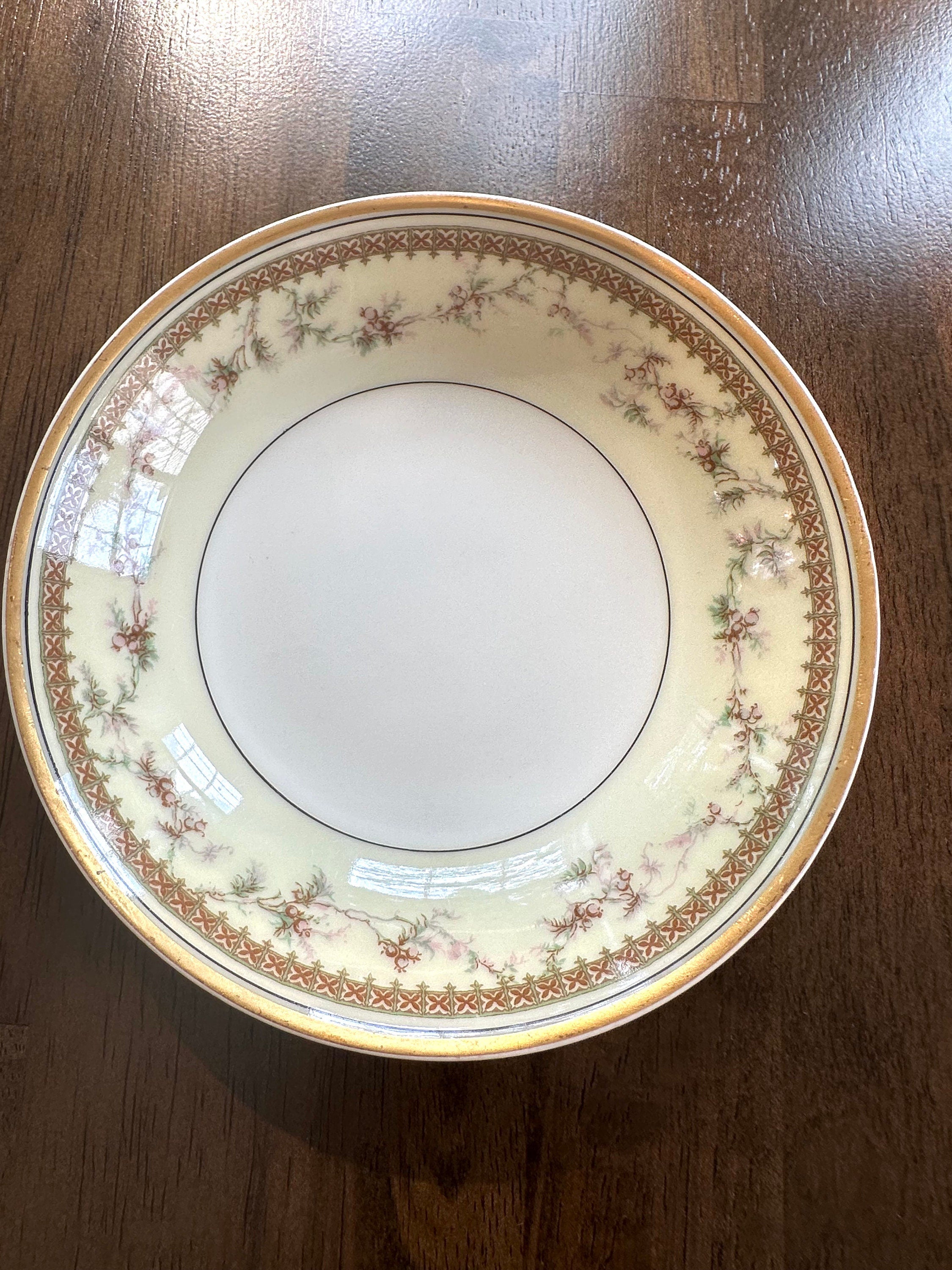 4 Haviland Limoges Yale Fruit Bowls