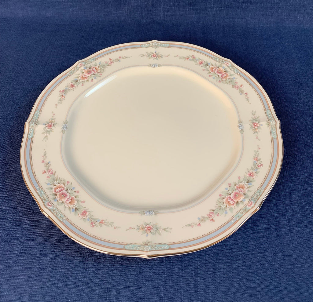 Noritake Rothschild Chop Plate Round Platter