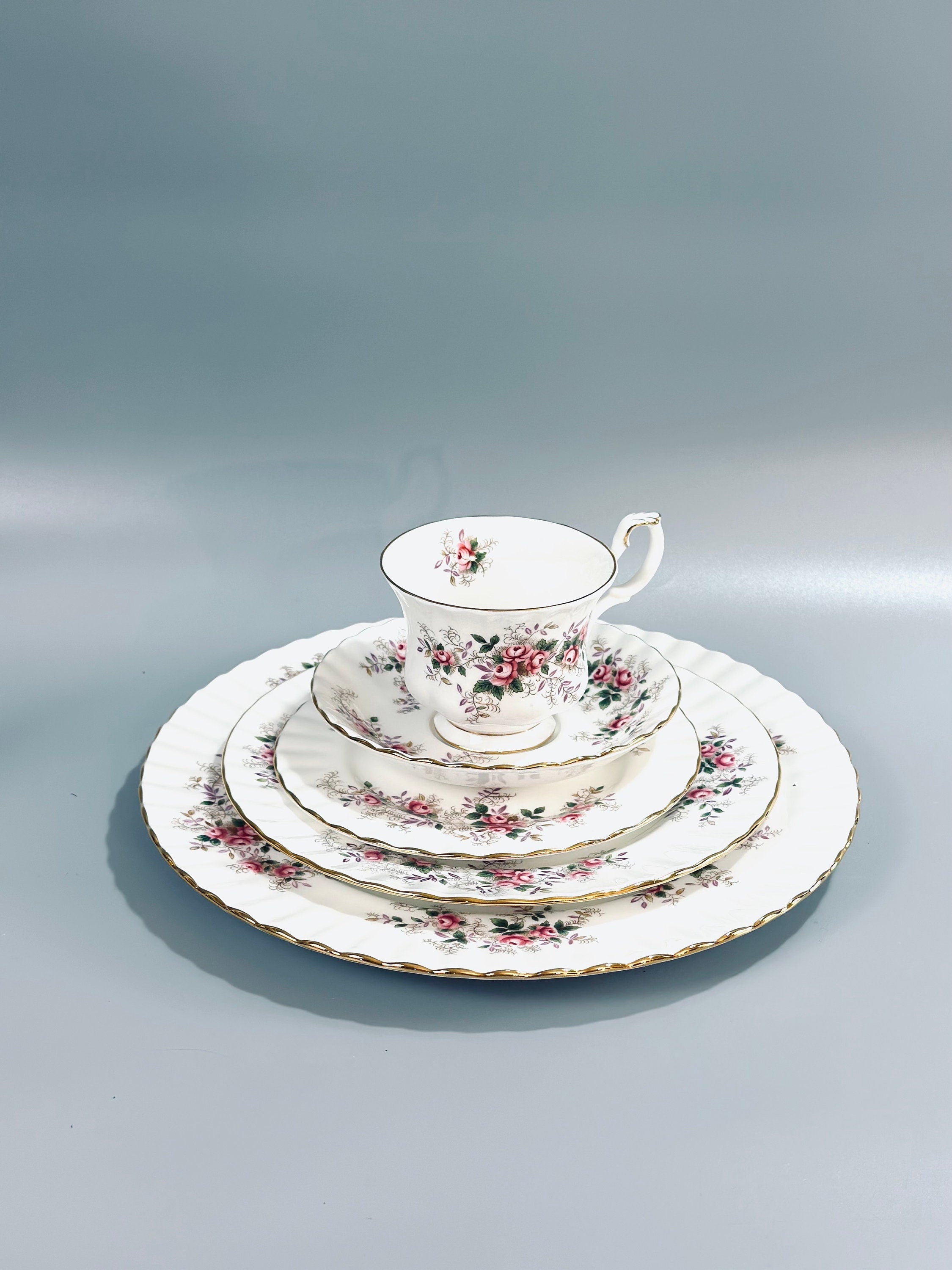 Royal Albert Lavender Rose Place Settings