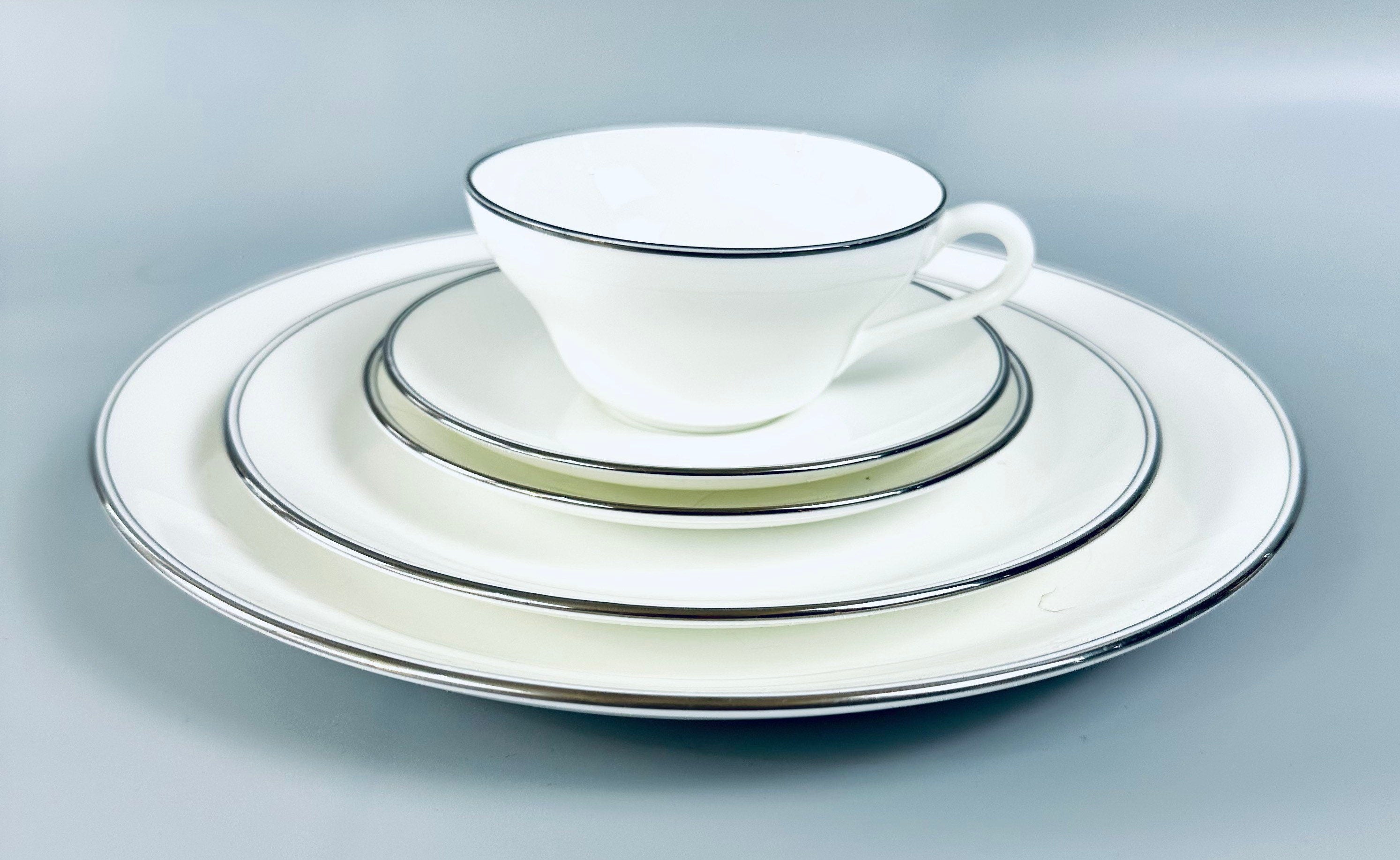 Wedgwood Doric Platinum Place Setting