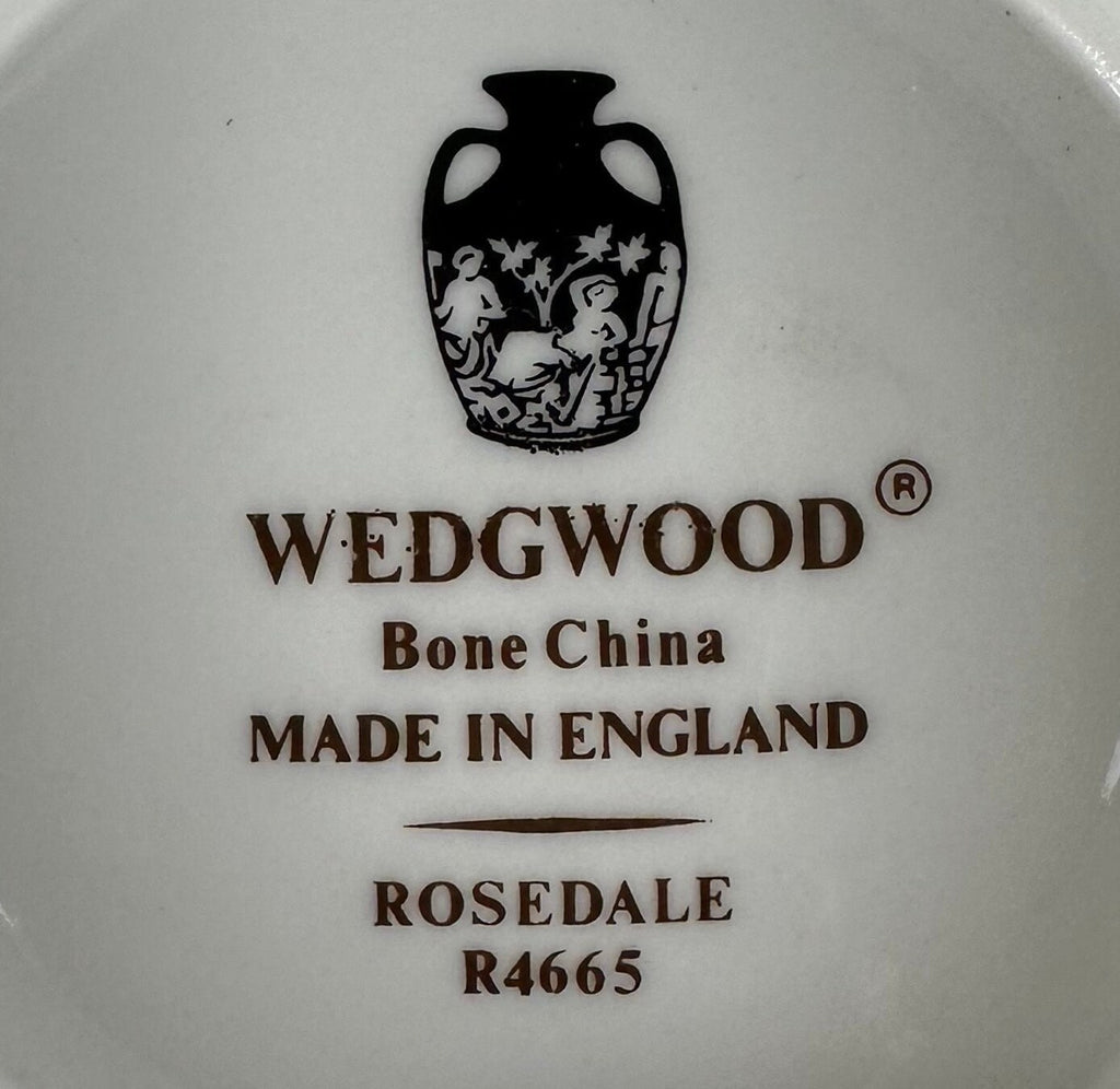 Wedgwood Covered Round Serving Bowl in Rosedale Pattern