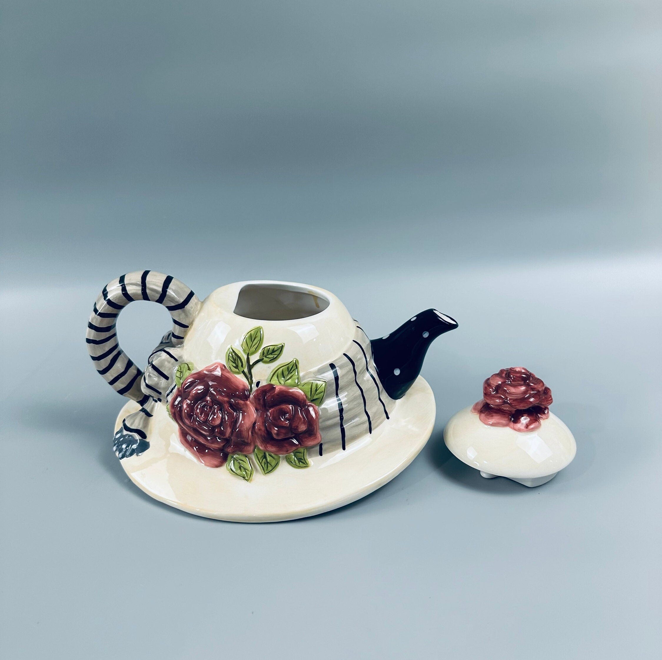 Whimsical Hat Teapot: Vintage Figural Teapot, 6-Cup Capacity