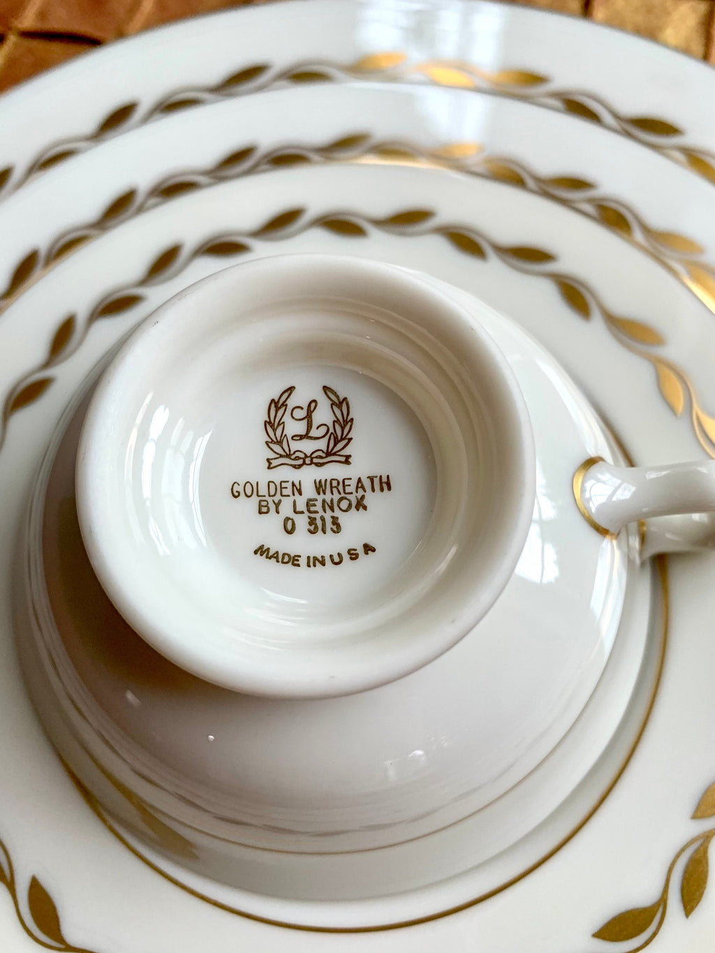 Lenox Golden Wreath Place Settings