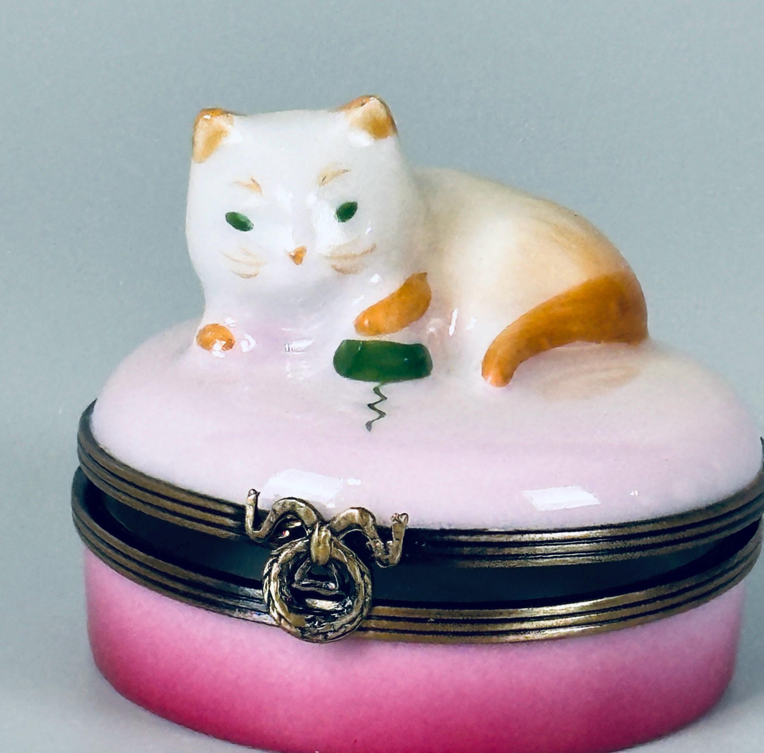Limoges Trinket Box Cat with Yarn