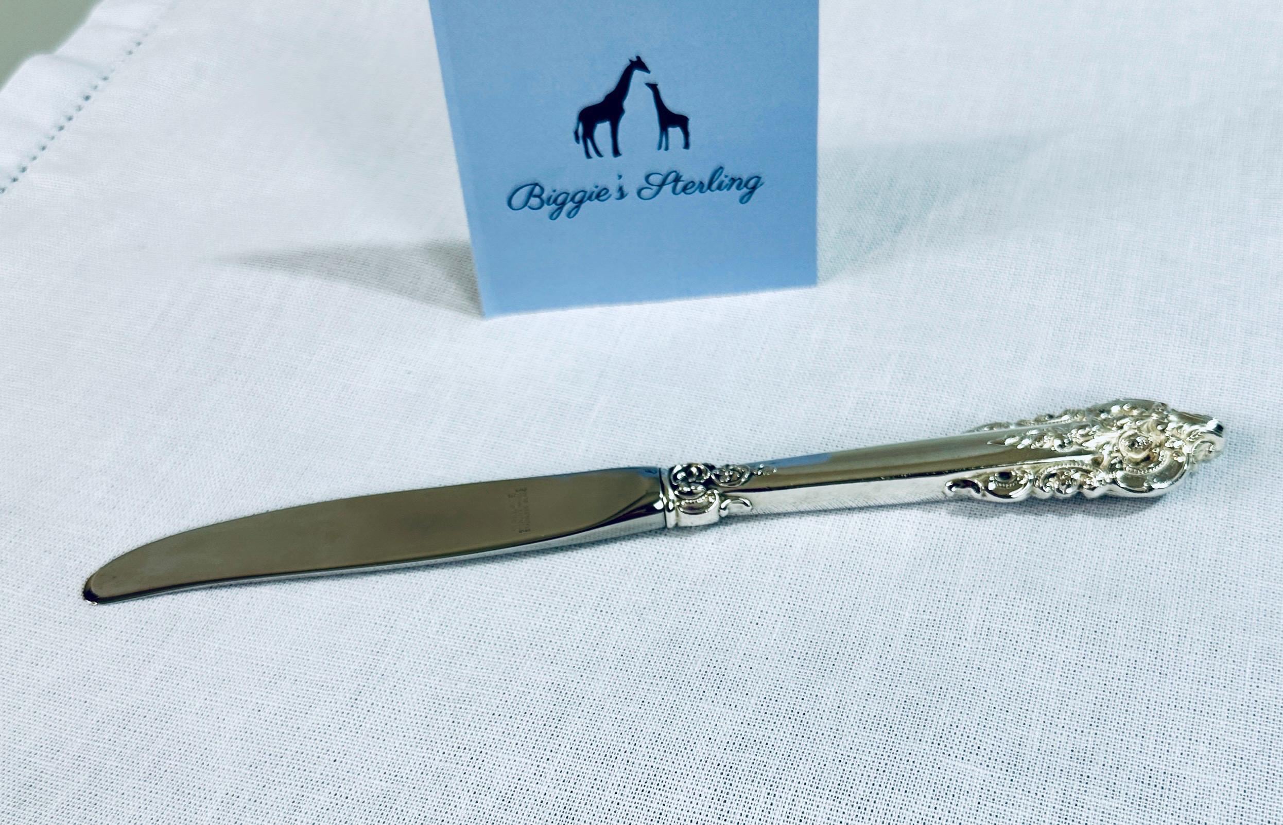 Wallace Grande Baroque Place Knife Sterling Handle