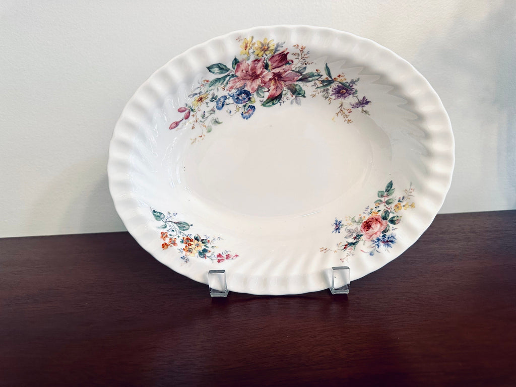 Royal Doulton Arcadia 10” Serving Bowl