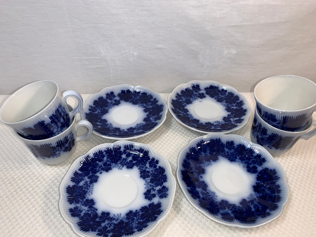 4 Gelfe Vinranka Flow Blue Teacups and Saucers