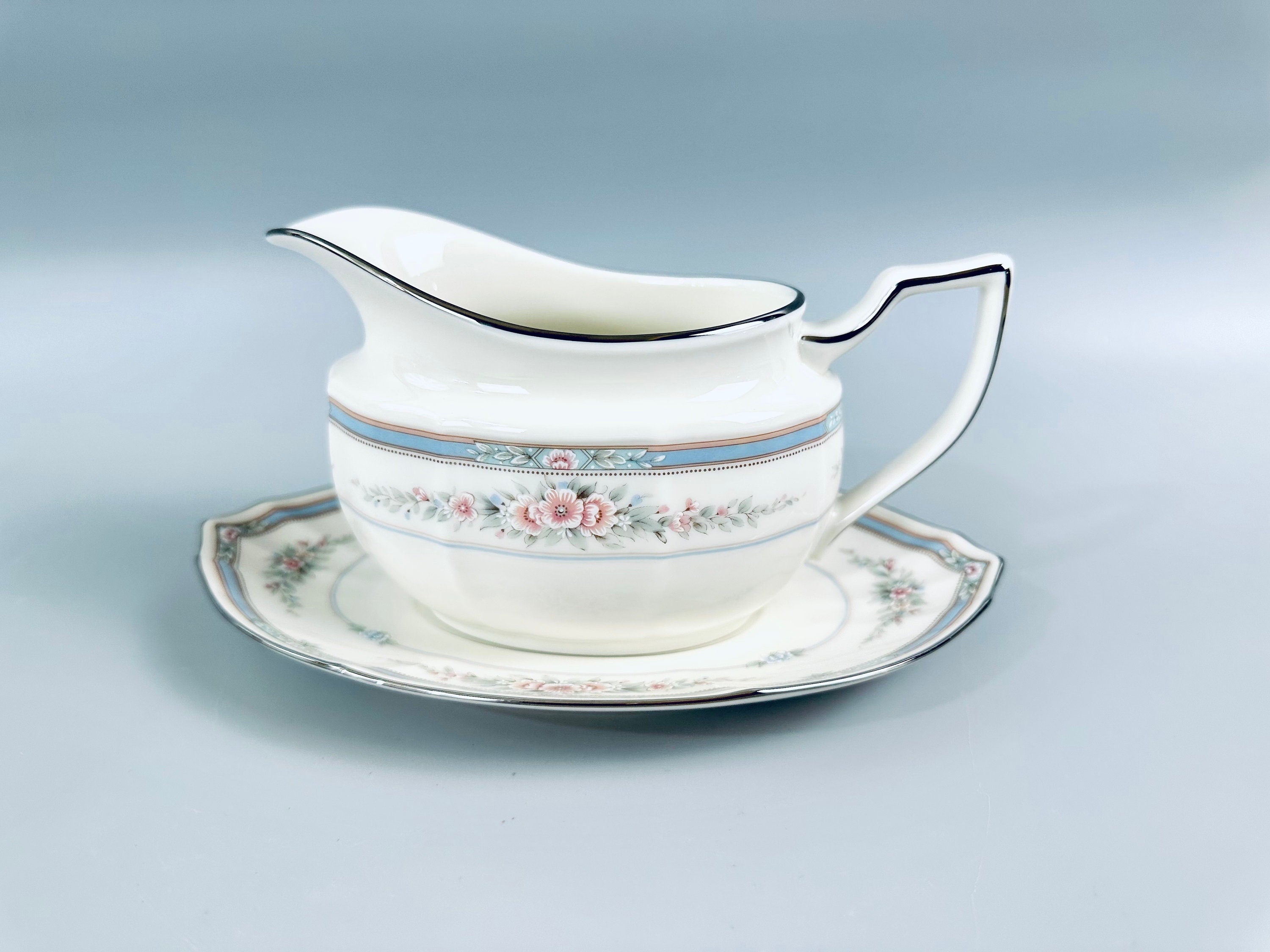 Noritake Rothschild Gravy Boat and Underplate