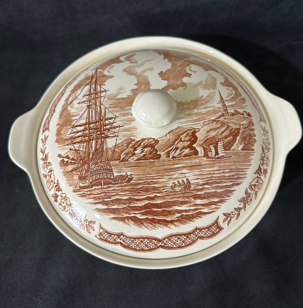 Fairwinds Covered Bowl by Alfred Meakin