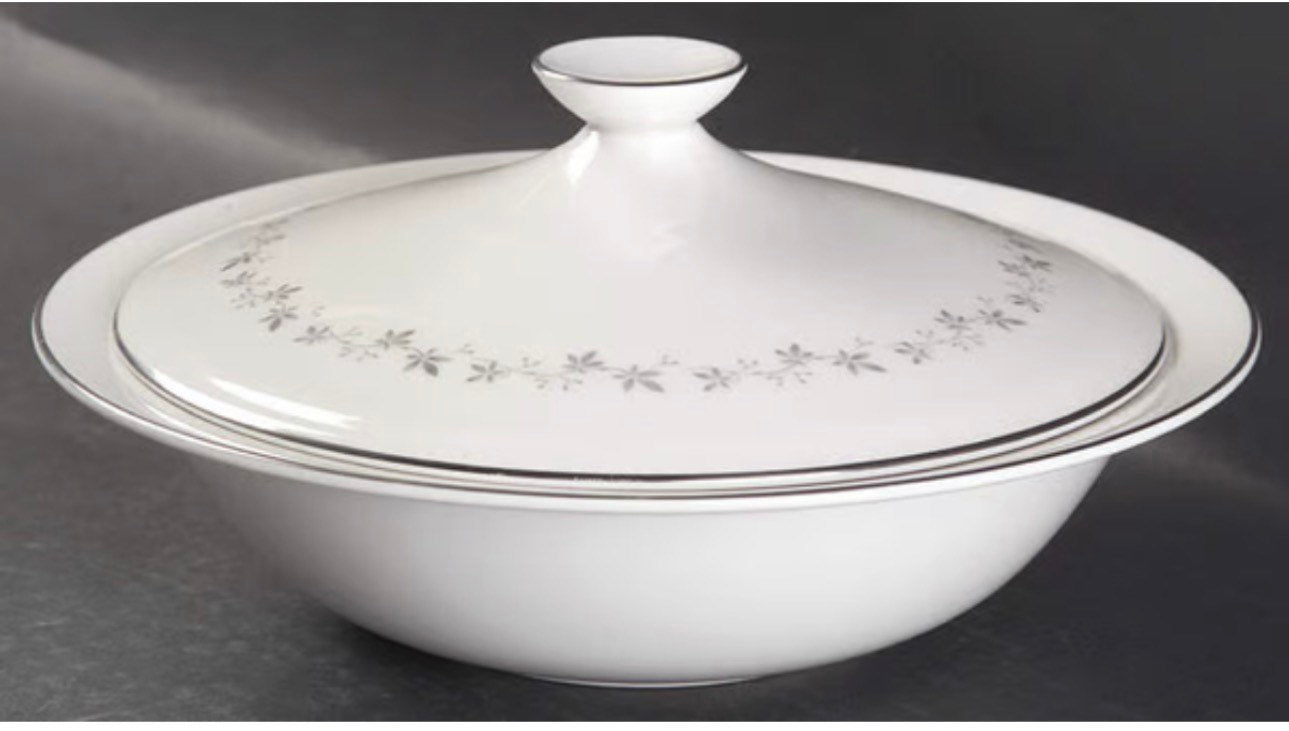 Royal Doulton Cadence Covered Round Serving Bowl