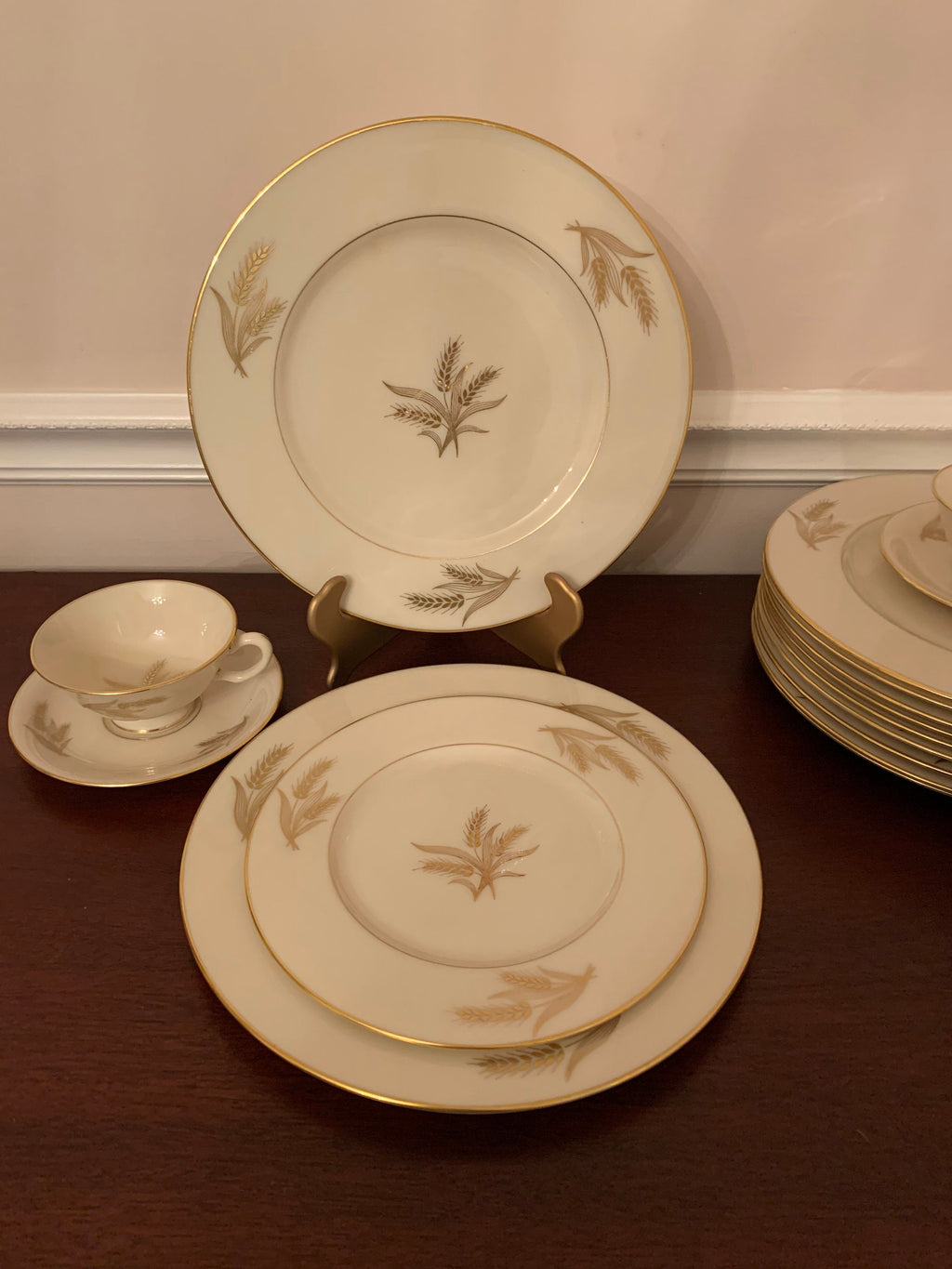 4 Lenox Harvest Teacups and Saucers