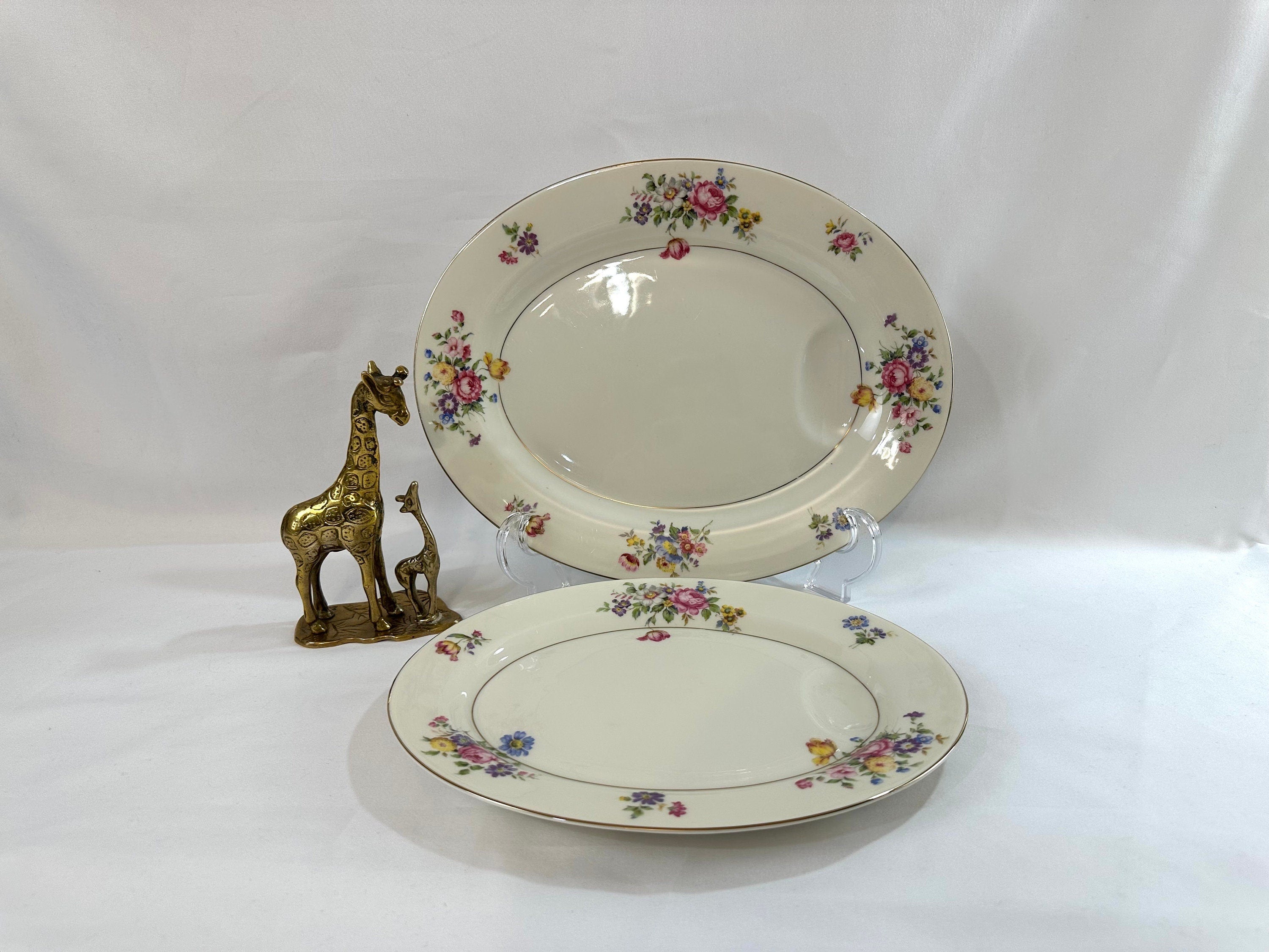 2 Theodore Haviland Pasadena Platters