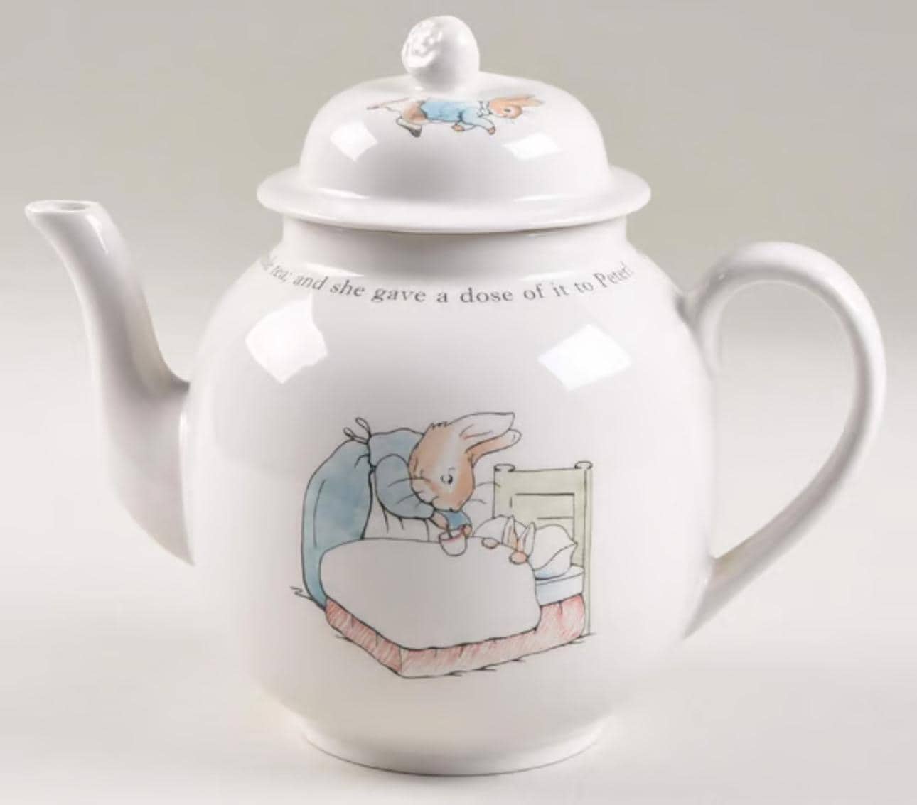 Wedgwood Peter Rabbit Teapot Full size