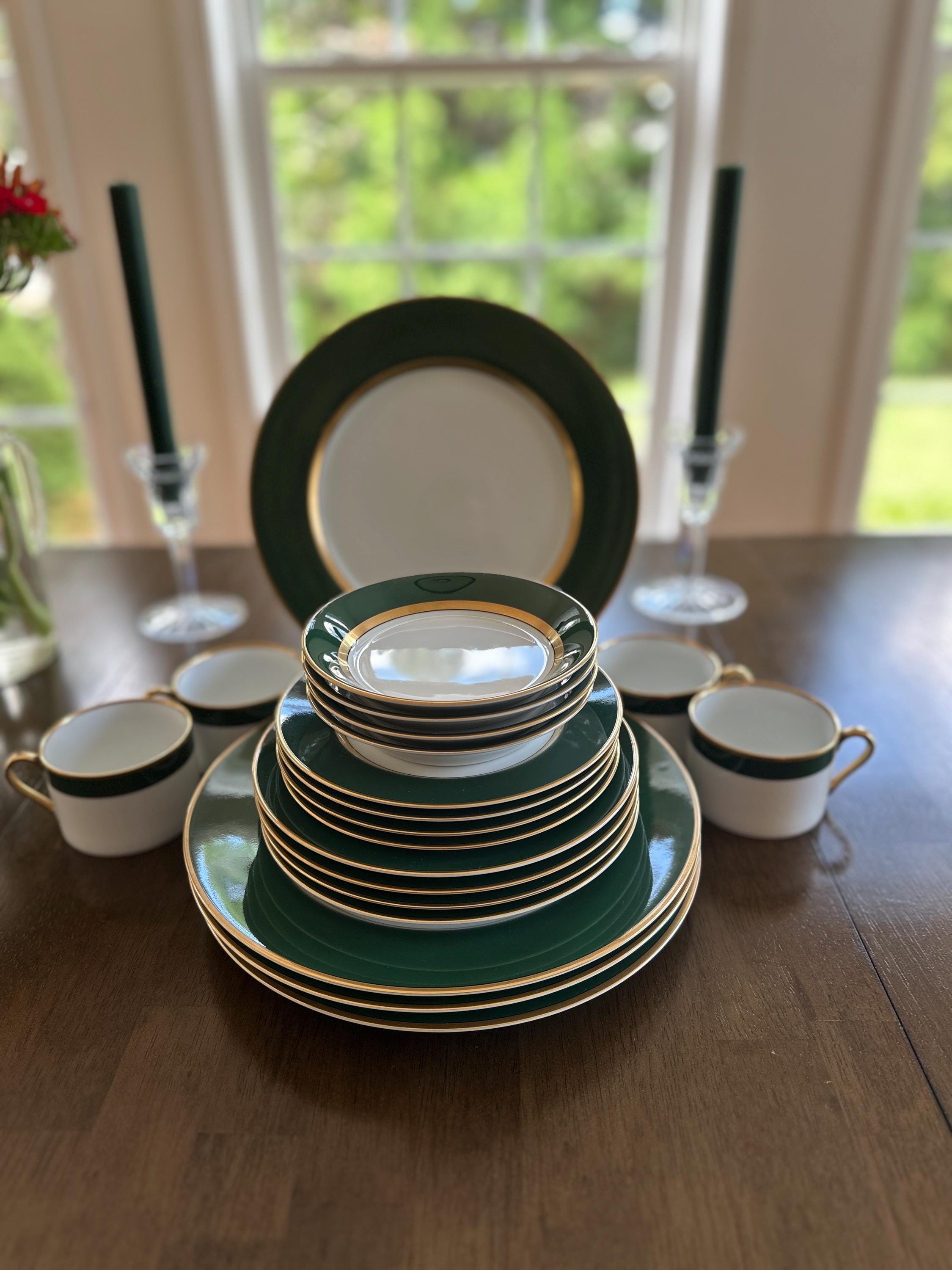 4 Place Settings of Fitz and Floyd Renaissance Green