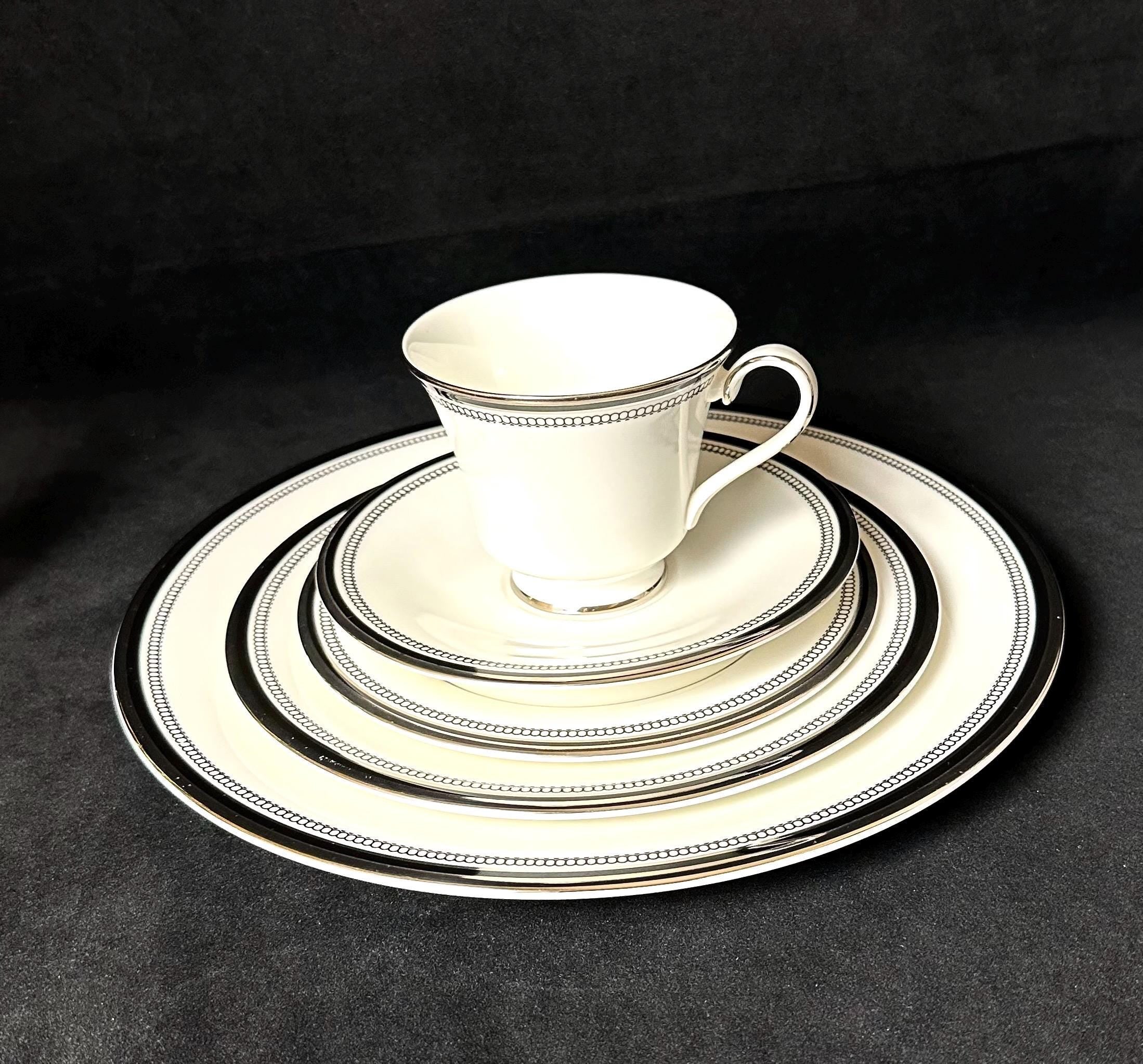 Royal Doulton Sarabande 5 Piece Place Settings
