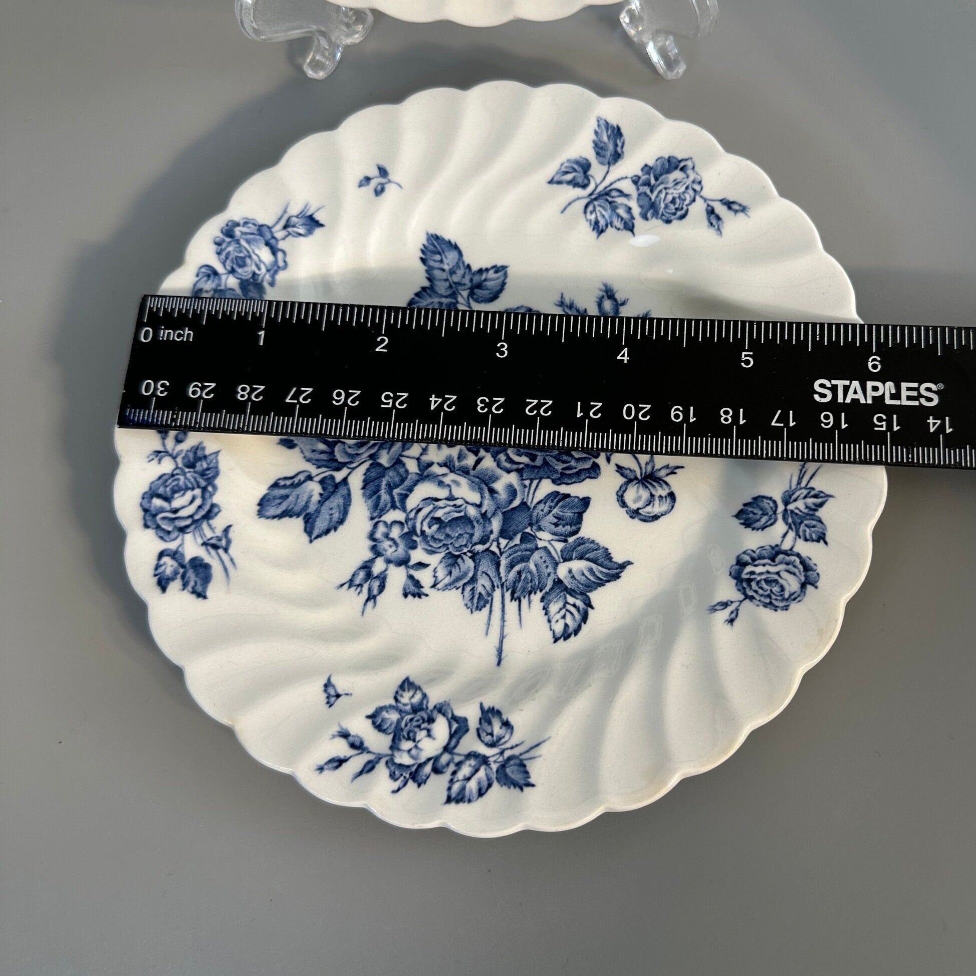 2 Johnson Brothers Devon Sprays Bread Plates