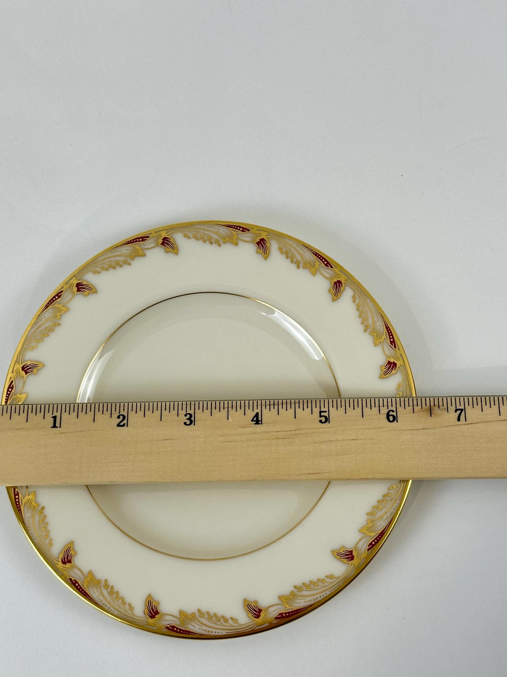 4 Lenox Essex Maroon Bread Plates