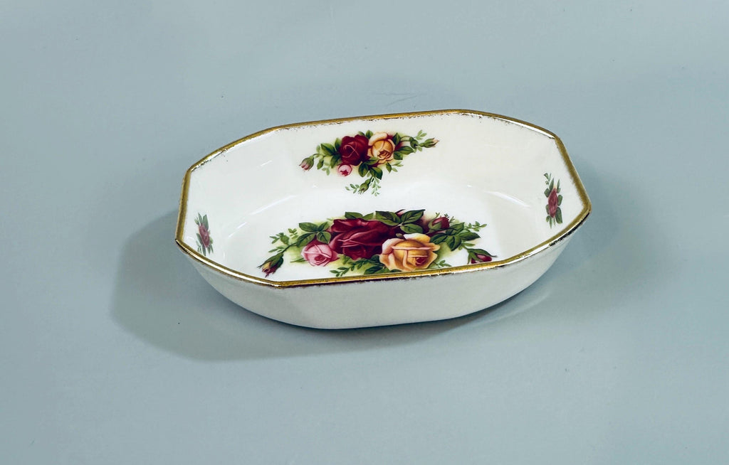 Royal Albert Old Country Roses Soap Dish Trinket Dish