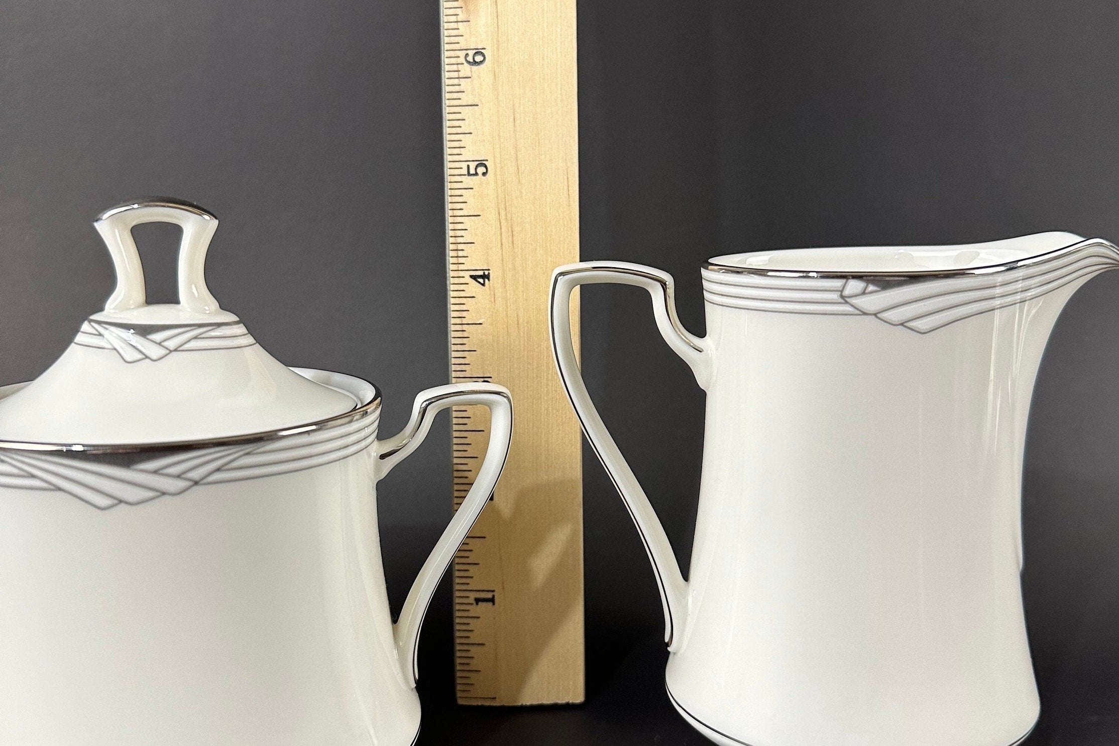 Noritake Sterling Cove Creamer and Lidded Sugar Bowl