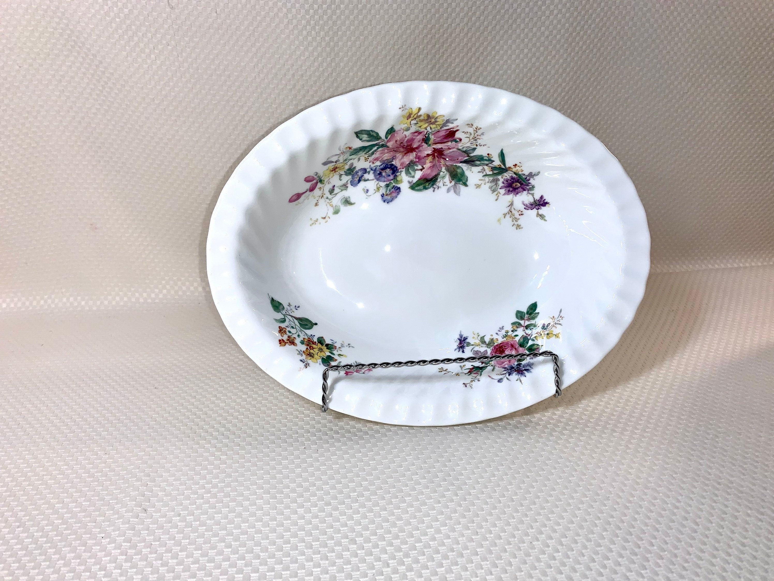 Royal Doulton Arcadia 10” Serving Bowl