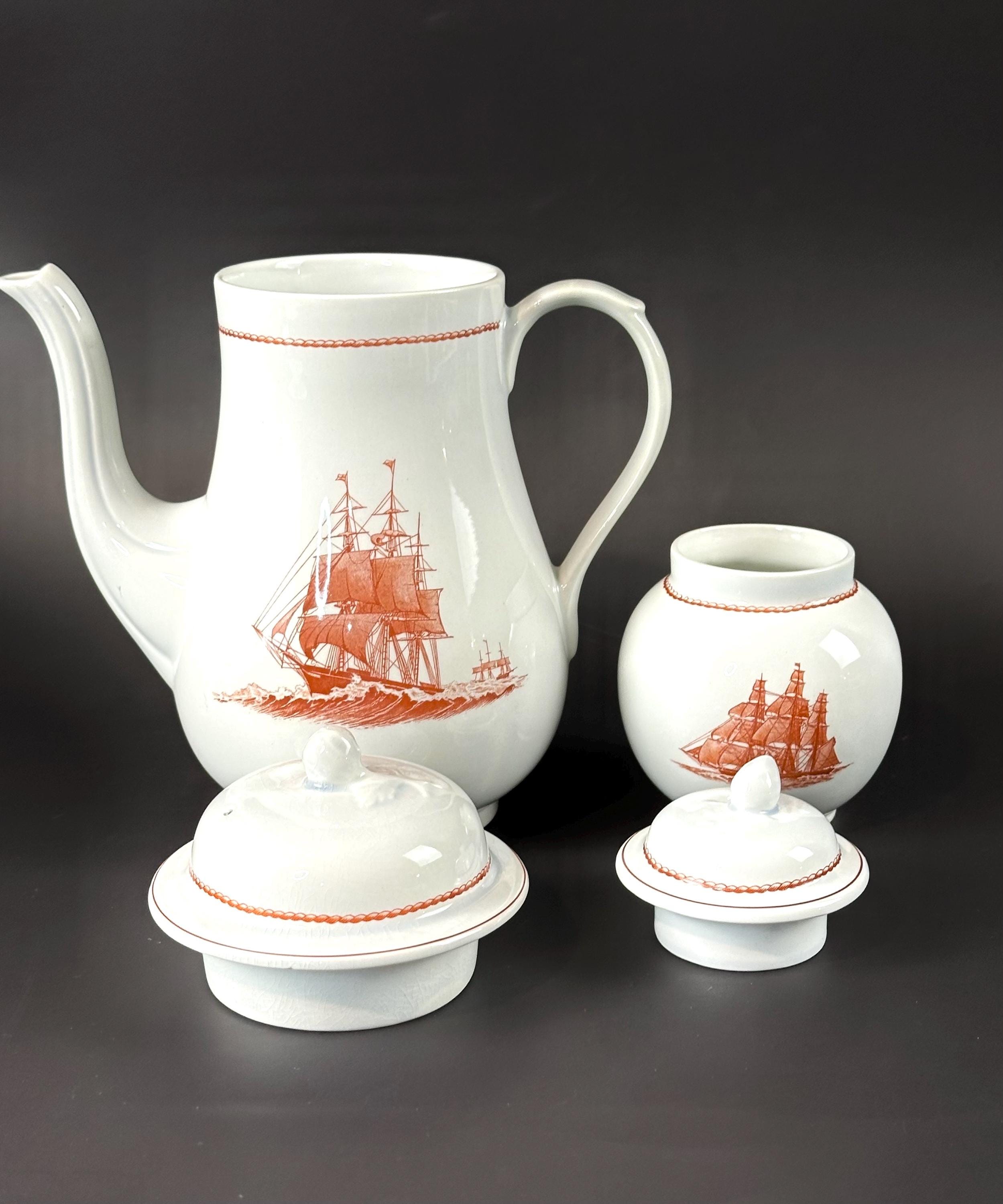 Wedgwood Flying Cloud Rust Teapot and Sugar Bowl
