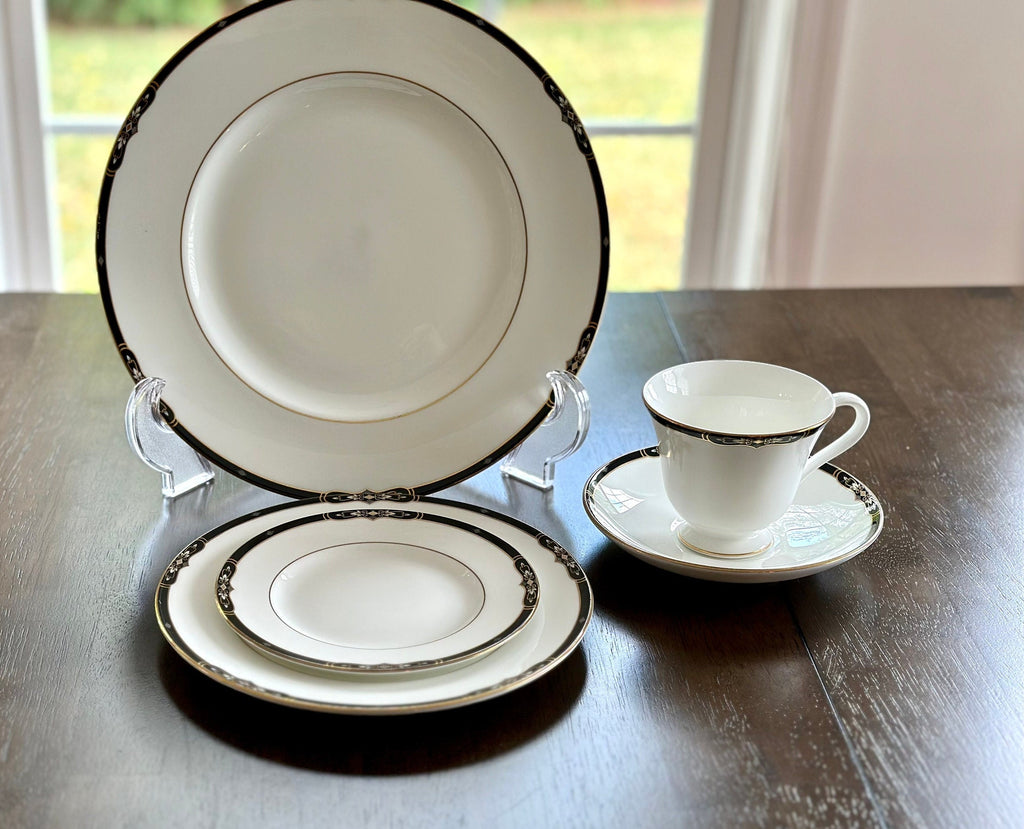Wedgwood Preston 5 Piece Place Setting