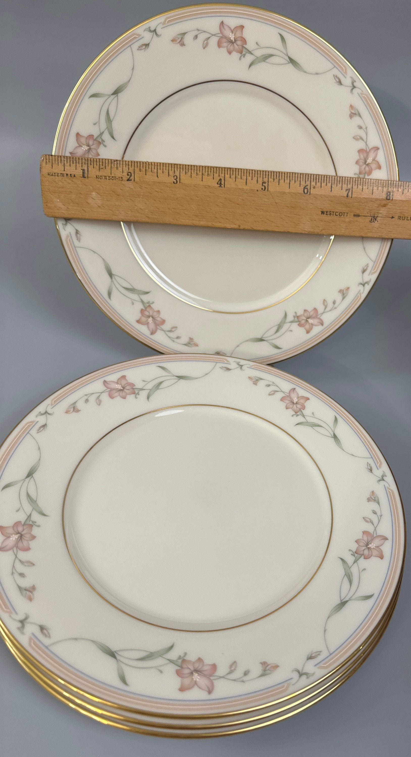 4 Lenox Coral Springs Salad Plates