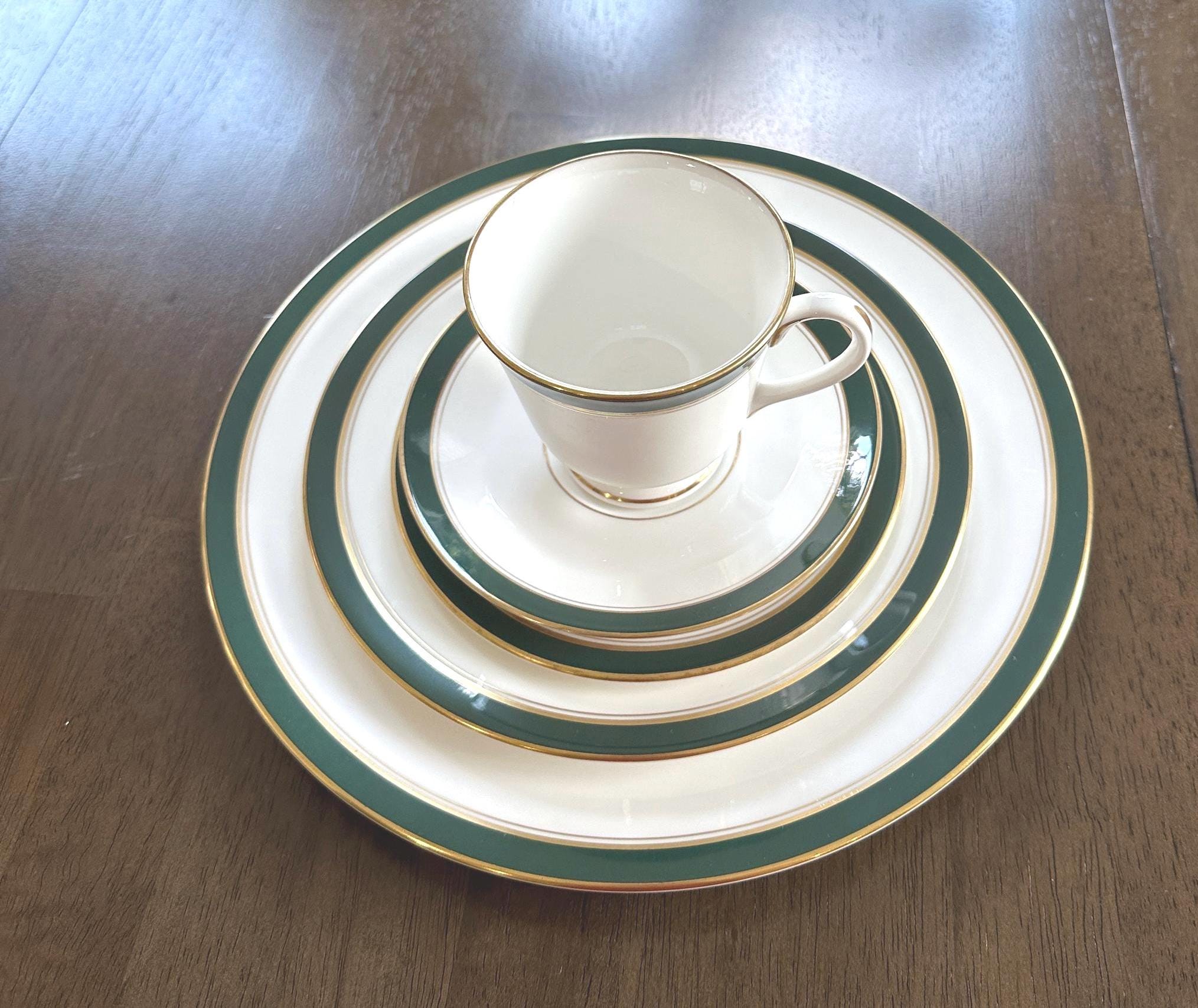 Royal Worcester Howard Green 5 Piece Place Settings