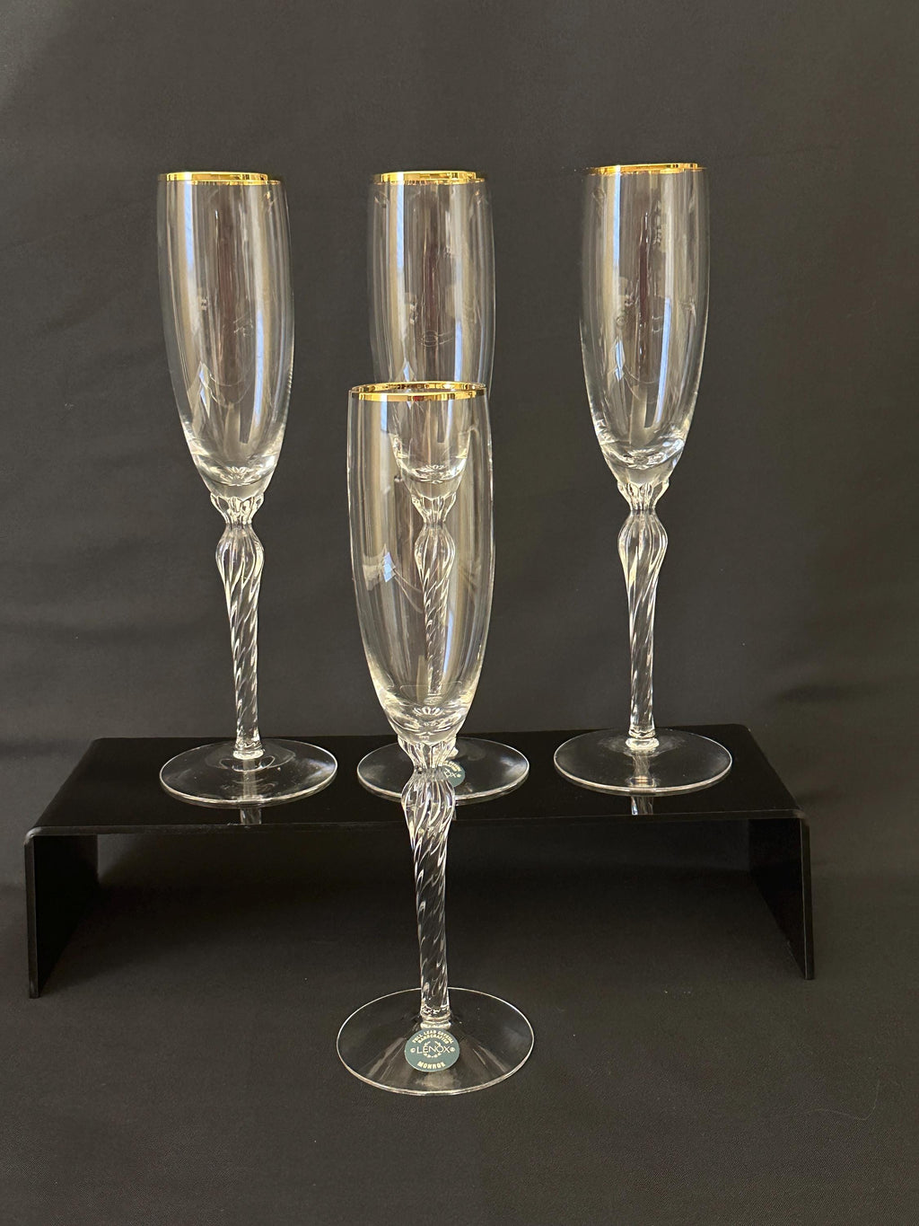 4 Lenox Monroe Champagne Flutes Gold Rims