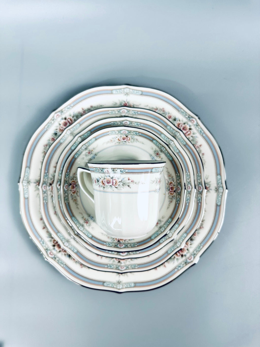 Noritake Rothschild 5 Piece Place Setting
