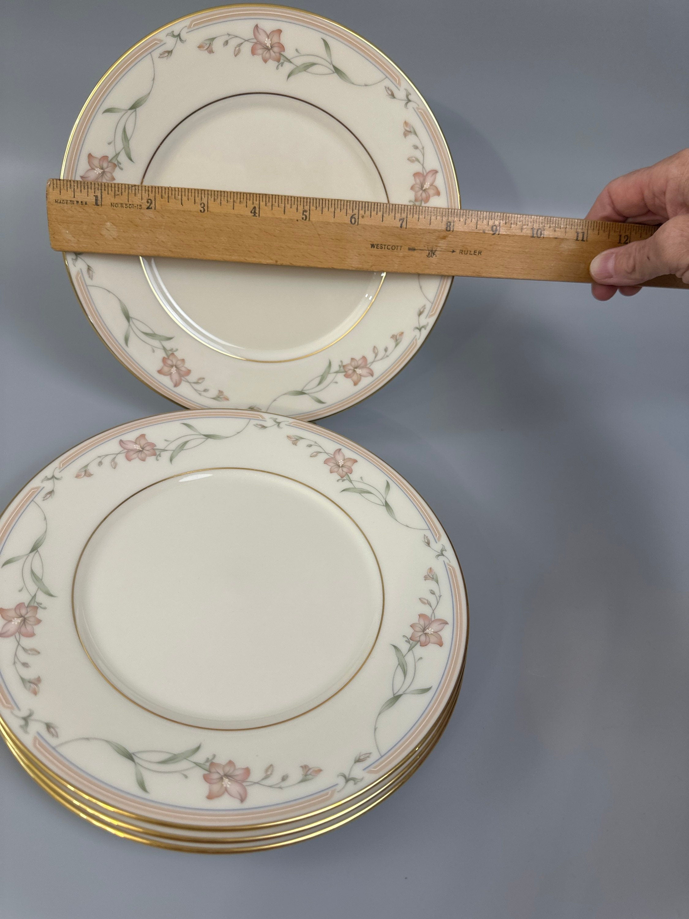 4 Lenox Coral Springs Salad Plates