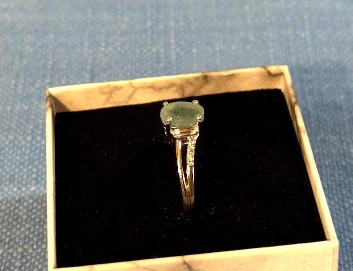 Sterling Silver and Jadite Ring size 9