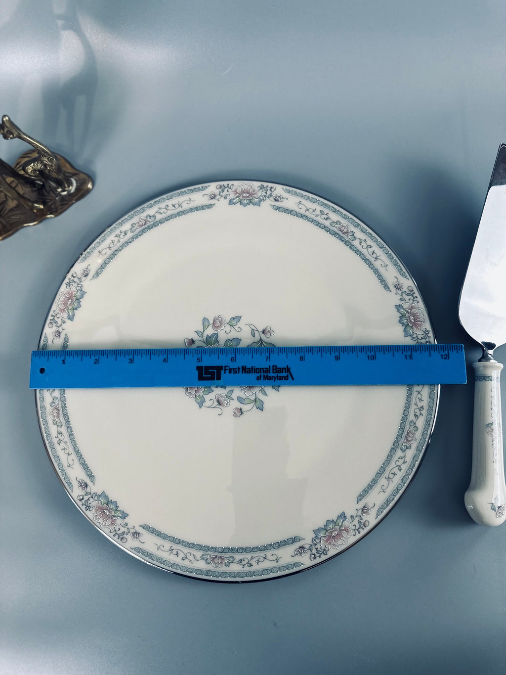 Lenox Charleston Cake Plate and Knife