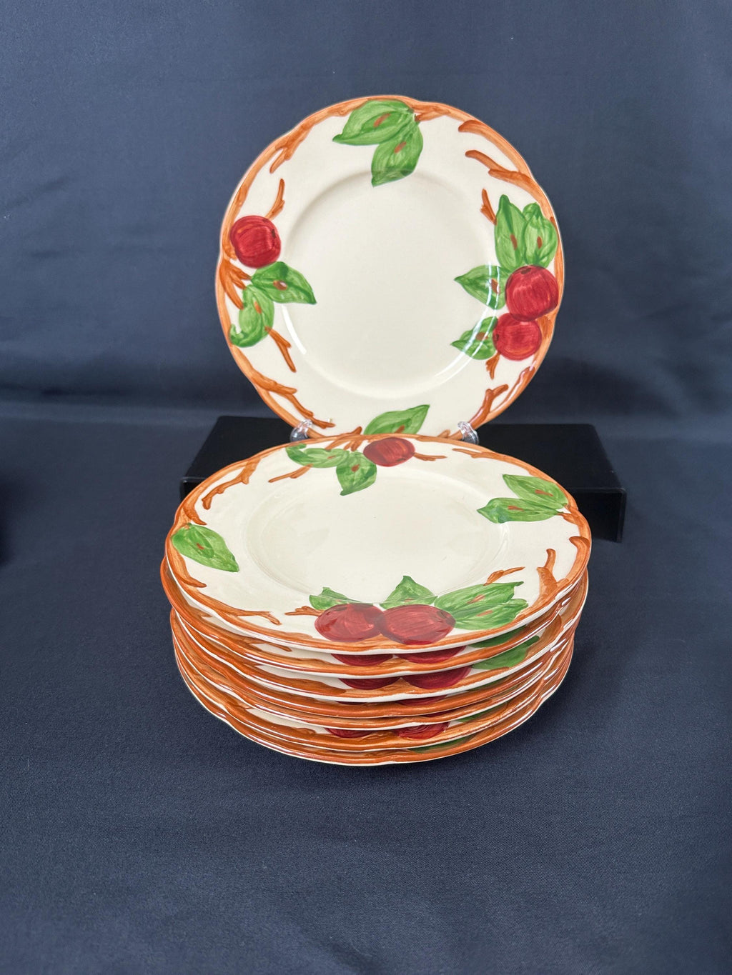 8 Franciscan Apple Salad Plates USA