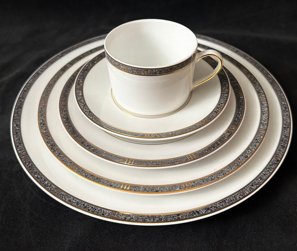 Place Settings of Bernardaud Antinea Anthracite