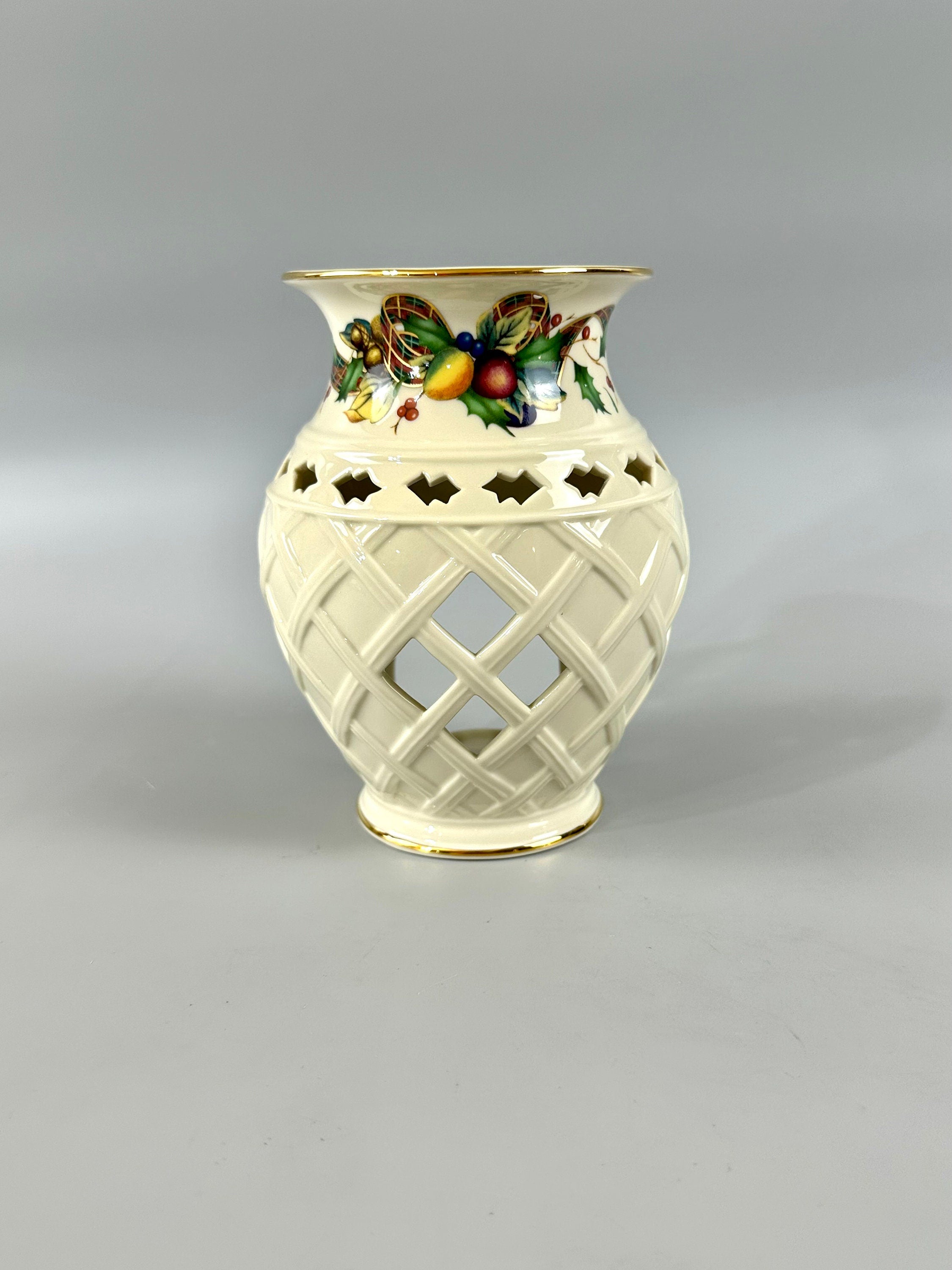 Lenox Holiday Tartan Fragrance Warmer/ Tea light Candle Holder