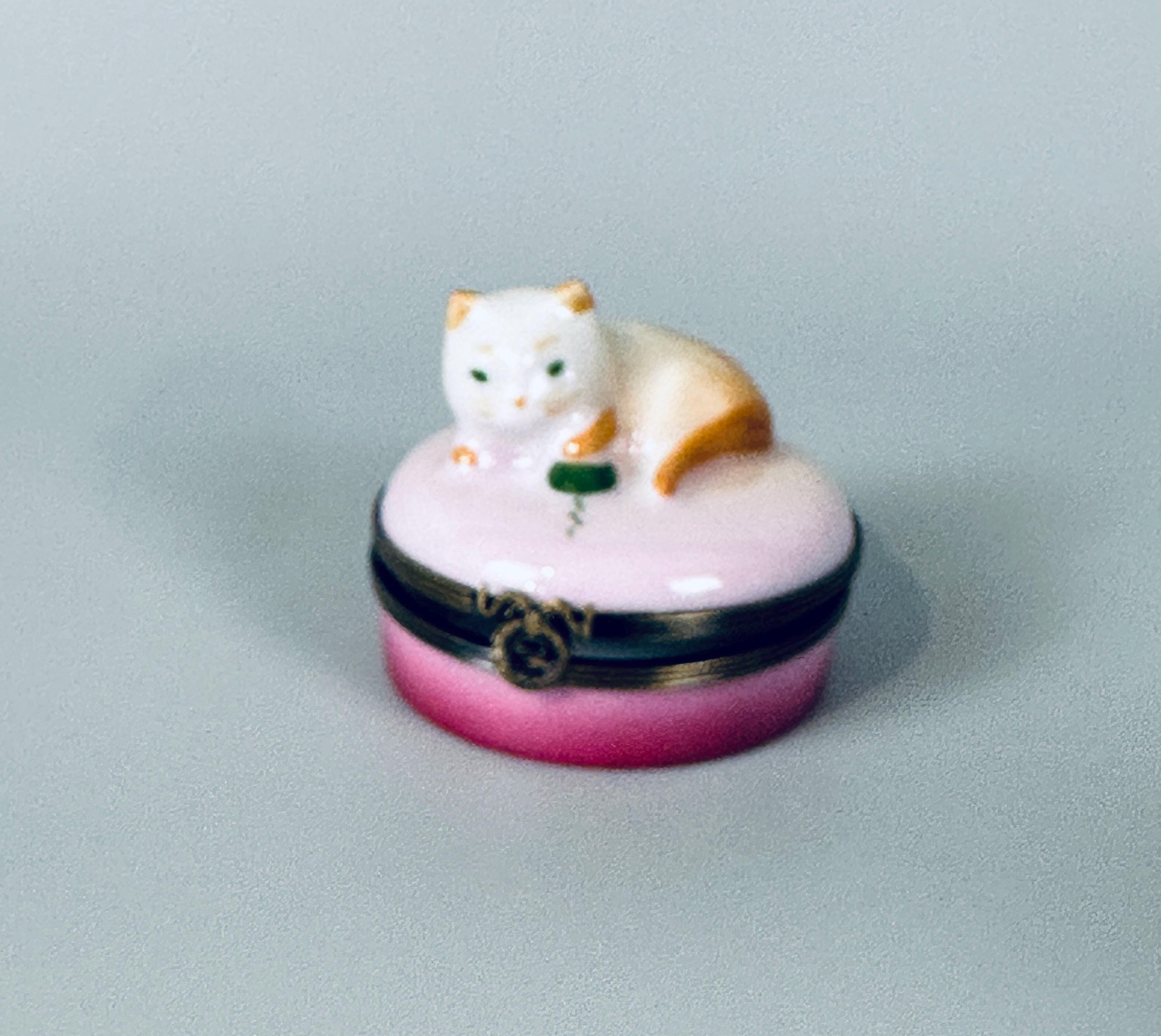 Limoges Trinket Box Cat with Yarn