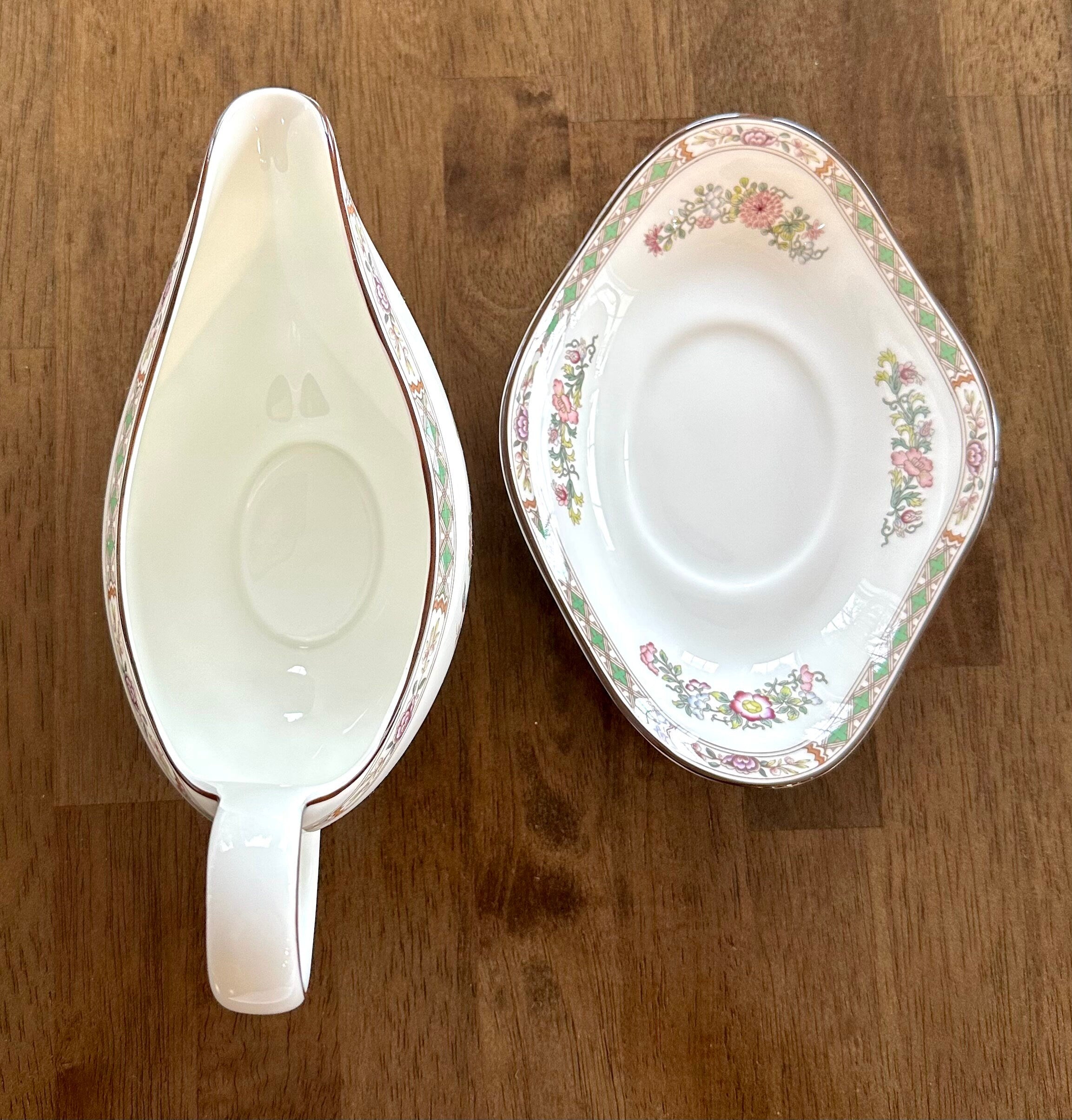 Wedgwood Kutani Crane Gravy Boat and Underplate